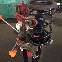 Замена передних амортизаторов и пружин